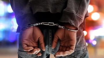 Σύλληψη αλλοδαπού για παραβάσεις Κ.Ο.Κ. και τραυματισμό αστυνομικού στην  Κω