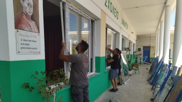 Γεώργιος Μπακίρης: Αντικαθίστανται τα ξύλινα κουφώματα του 2ου Δημοτικού Σχολείου Αφάντου ύστερα από 70 και πλέον χρόνια