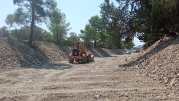 Εκτεταμένες εργασίες καθαρισμού σε ποτάμια και ρέματα