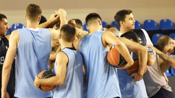 Κάποιες… πρόβες πριν τα φιλικά του Κολοσσού