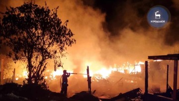 Μεγάλη αναστάτωση από φωτιά στον καταυλισμό των Ρομά στο Καρακόνερο (βίντεο)