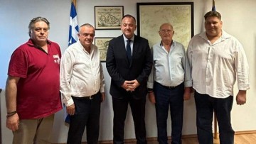 Γιάννης Παππάς: "Δόθηκε λύση στο πρόβλημα των ιδιοκτήτων ταξί με την αντικατάσταση των οχημάτων"