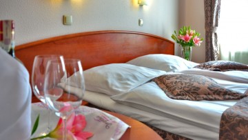 Πάνω από 2.6 εκατ. οι αφίξεις στα τουριστικά καταλύματα τον Οκτώβριο σε όλη τη χώρα