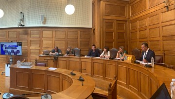 Πρωτοβουλίες του Μάνου Κόνσολα στην Επιτροπή Περιφερειών της Βουλής