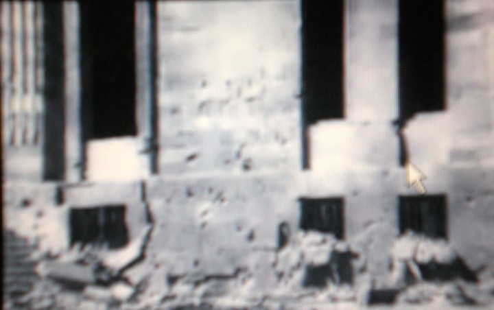 1942 Το σημερινό Δημαρχείο  βομβαρδισμένο από τη RAF