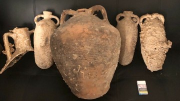 Έπαυσε η δίωξη σε Καλύμνιο για υπόθεση με αρχαίους αμφορείς