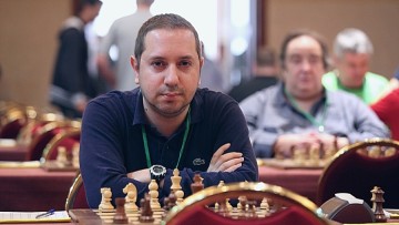 Διάλεξη του Γιάννη Παπαϊωάννου  στις εγκαταστάσεις του «Ιππότη»