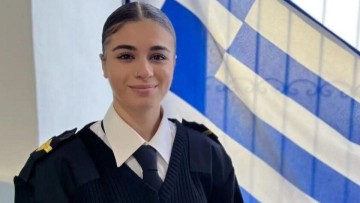 «Δεν μπορούμε να ζούμε με το γιατί» – Συγκλονίζει η μητέρα της 20χρονης δοκίμου από την Κω