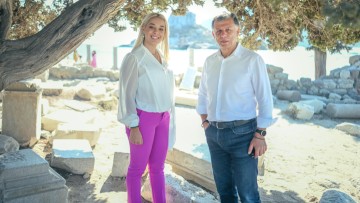 Θ. Νικηταράς: «Θεοδόσης μπήκα στην πολιτική, Θεοδόσης θέλω να βγω»