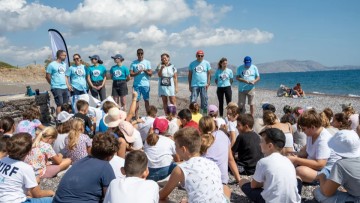 Ρόδος: Μαθητές «ψάρεψαν» 139 κιλά σκουπίδια από παραλίες