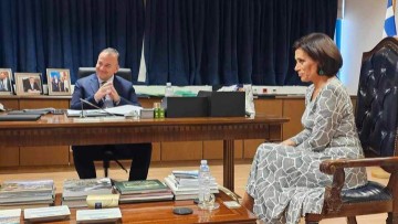Με τον υφυπουργό Ναυτιλίας Γιάννη Παππά συναντήθηκε η Έπαρχος Καρπάθου – Η.Ν. Κάσου