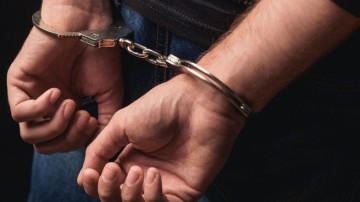 Συνελήφθη 27χρονος έπειτα από καταγγελία για ασελγείς πράξεις σε 40χρονη
