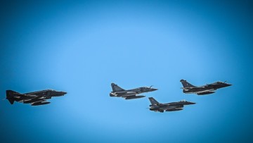 Μαχητικά αεροσκάφη θα πετάξουν πάνω από τα νησιά μας στις 8 Νοεμβρίου