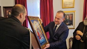 Ιωάννης Παππάς: Εκπροσώπησε τον Πρωθυπουργό στον εορτασμό των Παμμεγίστων Ταξιαρχών στη Σύμη