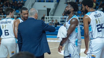 Χωρίς δυναμική στο δεύτερο ημίχρονο ο Κολοσσός και ήττα από την ΑΕΚ στα Λιόσια
