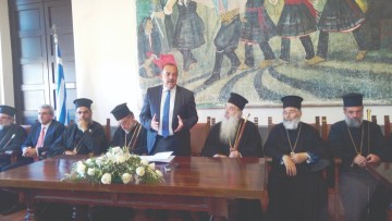 Αισθητή η απουσία του Φώτη Χατζηδιάκου από τον εορτασμό του Πολιούχου