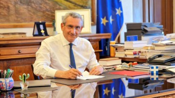 Συνεχίζεται και με το νέο ΠεΠ Νοτίου Αιγαίου η χρηματοδότηση της λειτουργίας του Κέντρου Συμβουλευτικής Υποστήριξης Γυναικών θυμάτων βίας Σύρου