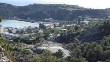 Παρέμβαση του Βασίλη Α. Υψηλάντη για τις ιδιοκτησίες  στο παραλιακό μέτωπο των νησιών