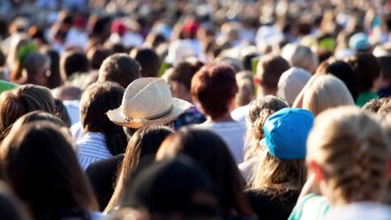 Φίλιππος Ζάχαρης: Ο πολίτης που αλλοτριώνεται  από τον ίδιο του τον εαυτό