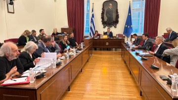 Μ. Κόνσολας: «Το δημογραφικό πρόβλημα είναι ζήτημα ύπαρξης και επιβίωσης της χώρας»