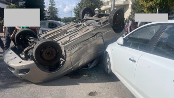 Ρόδος: Και νέο τροχαίο ατύχημα με ανατροπή αυτοκινήτου στην οδό Καναδά