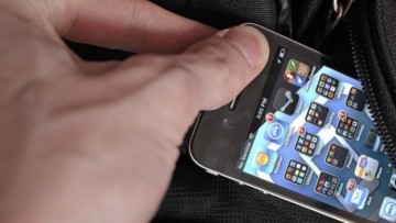 Απορρίφθηκε η έφεση 28χρονης που αφαίρεσε κινητό τηλέφωνο από ανήλικη