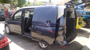 Μέχρι και 110 πολυθέσια ταξί θα μπορούν να κυκλοφορούν στη Ρόδο