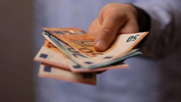 Συντάξεις Δεκεμβρίου – επιδόματα: Πότε γίνονται οι πληρωμές