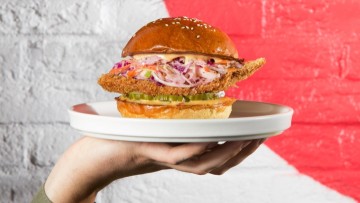 Urban Burger Co.:  Η εμπειρία burger  όπως δεν την έχεις ξαναζήσει!