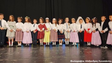 Ένα μοναδικό ταξίδι εθίμων, μουσικής και χορού από τη Ρόδο μέχρι τον Έβρο από το Λύκειο Ελληνίδων