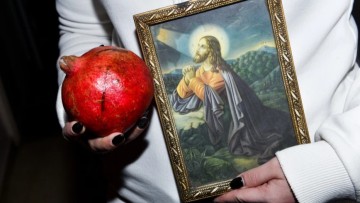 Μηνάς Αλεξιάδης: Το εθιμικό «ποδαρικό» της Πρωτοχρονιάς