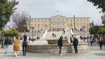 ΕΛΣΤΑΤ: Στα 10.413.982 άτομα ο μόνιμος πληθυσμός της Ελλάδας
