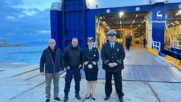 "Ποδαρικό" στο λιμάνι της Ρόδου έκανε το BLUE STAR Patmos