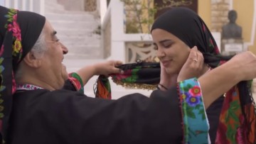 Πρωτοχρονιά στην Κάρπαθο. Η βουόπιτα και το «ποδαρικό» του άσπρου σκύλου!