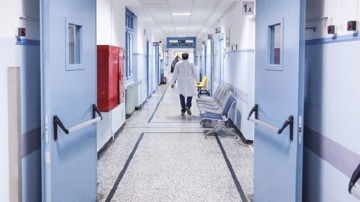 Άδωνις Γεωργιάδης: Με κοινωνικές κατοικίες η λύση στέγασης των γιατρών στα νησιά