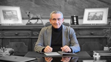 Συνεχίζεται και μέσα από το νέο ΠΕΠ Νοτίου Αιγαίου 2021-2027 η χρηματοδότηση της λειτουργίας του Ξενώνα Φιλοξενίας γυναικών θυμάτων βίας Ρόδου