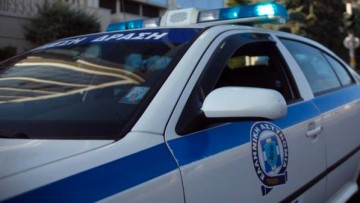 Δύο Ρομά 11 και 12 ετών έσπασαν τζαμαρία πιτσαρίας και άρπαξαν 200 ευρώ και ηλεκτρονικές συσκευές