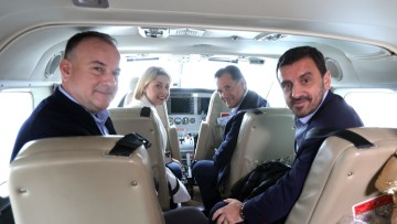 Στην πρώτη δοκιμαστική πτήση, με υδροπλάνο της Hellenic Seaplanes, πέταξε ο Υφυπουργός Ναυτιλίας και Νησιωτικής Πολιτικής