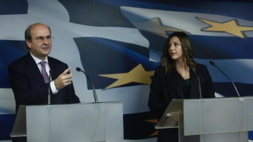 Αυξάνεται από 400 έως 1.500 ευρώ το επίδομα γέννησης