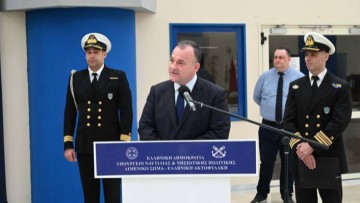 Ο χαιρετισμός του υφυπουργού Ναυτιλίας Γιάννη Παππά στην τελετή Ορκωμοσίας 16 Αξιωματικών Λ.Σ. - ΕΛ.ΑΚΤ.