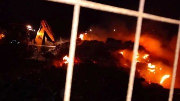 Συνελήφθη και οδηγείται στο αυτόφωρο επιχειρηματίας που έβαλε φωτιά να κάψει παλιά χαρτικά