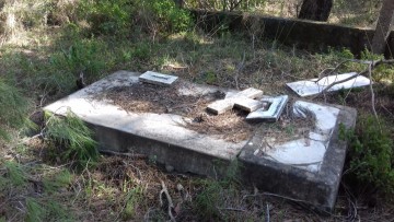 Ίρις Μαυράκη: Το ξεχασμένο κοιμητήριο των φυματικών στη Ρόδο