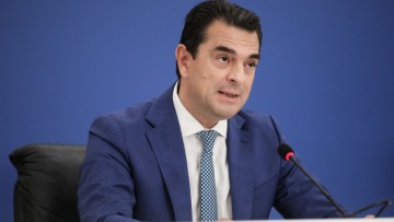 Μάχη κατά της ακρίβειας: Υπογράφηκαν οι υπουργικές αποφάσεις που εξειδικεύουν τα νέα μέτρα