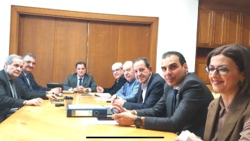 Συνάντηση της ηγεσίας  του υπουργείου Υγείας με το προεδρείο του Πανελλήνιου Ιατρικού Συλλόγου