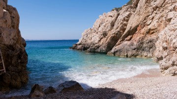 Η Hilton πάει Κάρπαθο