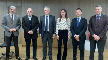 Συνάντηση Μιχαηλίδου – ΣΕΤΕ για το ανθρώπινο δυναμικό στον Τουρισμό