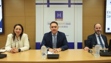Ξενοδοχεία: Με αυξημένες τιμές τα συμβόλαια για τη νέα τουριστική σεζόν - Τι είπε ο πρόεδρος του ΞΕΕ