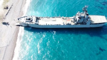 «Αιγιαλός 1/24»: Εντυπωσιακά στιγμιότυπα από την εκπαίδευση μονάδων του Πολεμικού Ναυτικού στο Αιγαίο