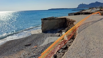 Σταμάτης Δανιήλας: Η διάβρωση στην παραλία Αφάντου