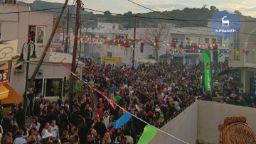 Κοσμοσυρροή σε Καλυθιές και Σορωνή για τα καρναβάλια! (φωτογραφίες)